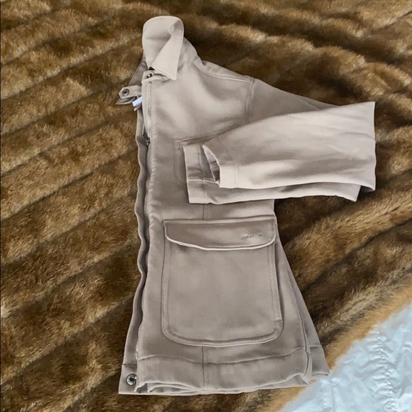 Patagonia Women’s Jacket - Picture 3 of 6